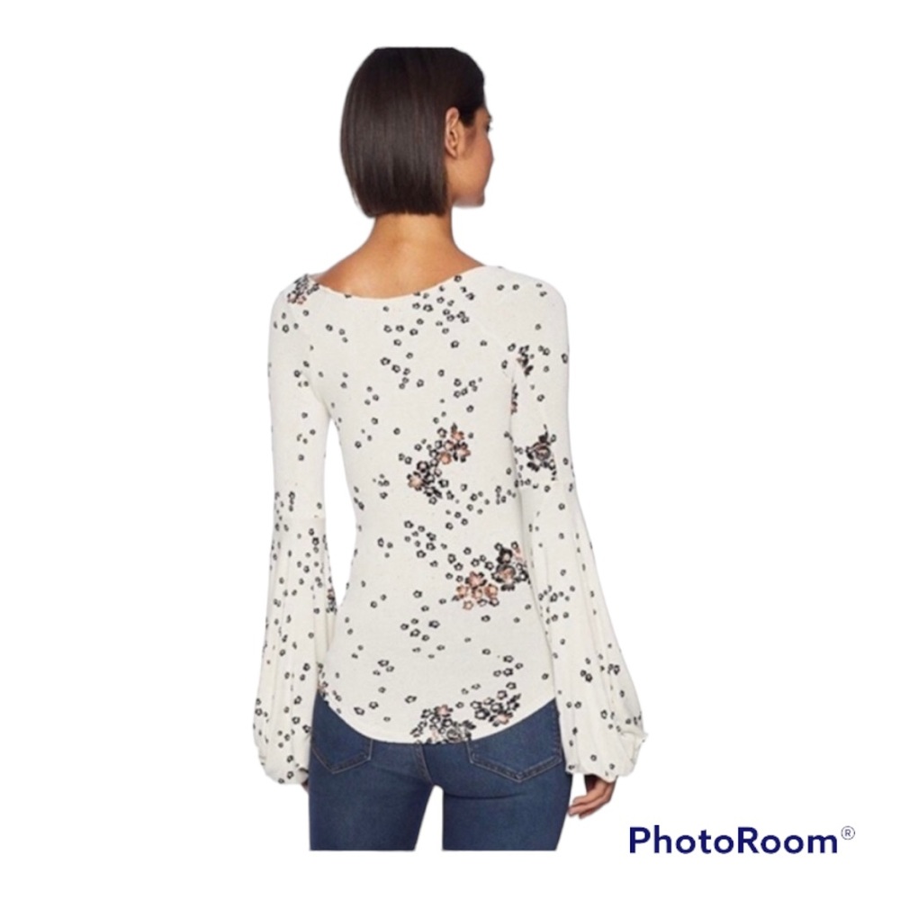 Free People Tea Combo floral top - Picture 6 of 15